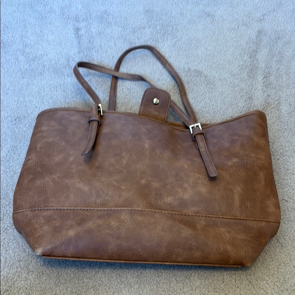 Elegant Tan Tote Bag